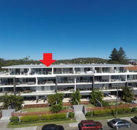 Waterline Penthouse 304 - Click Find