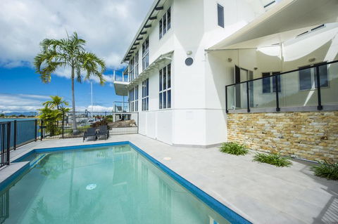 Waters Edge Townhouse 2 - Bridge Guide 0
