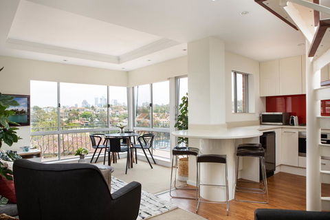Waterside Mosman Bay Apartment W Stunning Views - Bet 4u 2