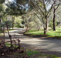 Watervale Retreat - Click Find