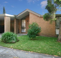 Wattle Holiday Rental - Click Find