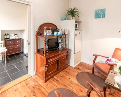 Waverley Bed & Breakfast - Lawyer Find 2