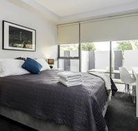 Well-Appointed 3 Bedroom 2 Bath Parking  Pool - Click Find