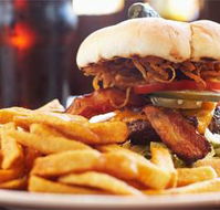 Karama Plaza Tavern - Click Find