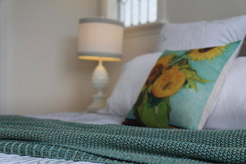 Westering Cottage - Click Find 2