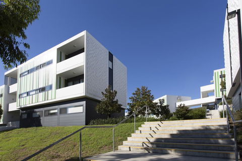 Western Sydney University Village - Campbelltown - Click Find 0