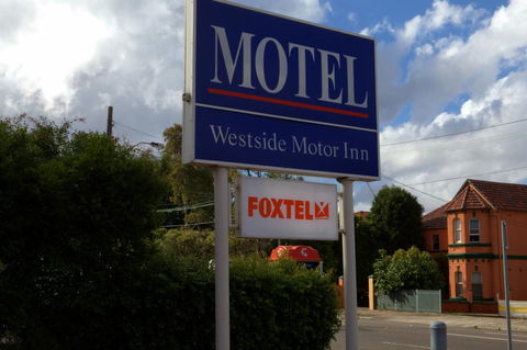 Westside Motor Inn - Bet 4u 0