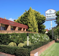 Westwood Motor Inn - Click Find