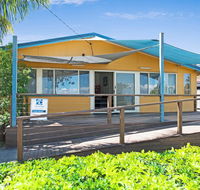 Wheelchair Friendly with water views - Welsby Pde Bongaree - Click Find