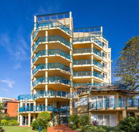 Whitesands 501 - Main Beach Location - Click Find