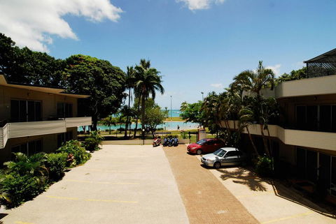 Whitsunday On The Beach - Bet 4u 3