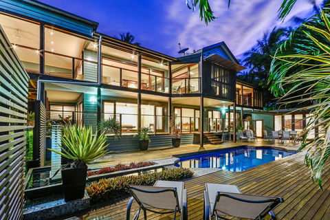 Whitsunday Waters On Hamilton Island - Bet 4u 3