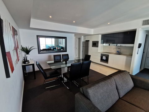 Widest Ocean View And Balcony Luxury Apt - DBD 0