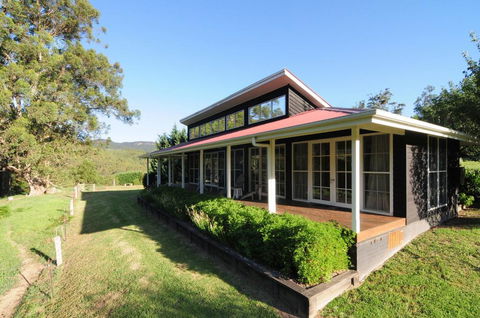 Willabrook Retreat - Rest Cottage - Spoil Yourself! - Bet 4u 0