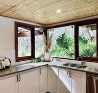 William Bay Cottages - Click Find
