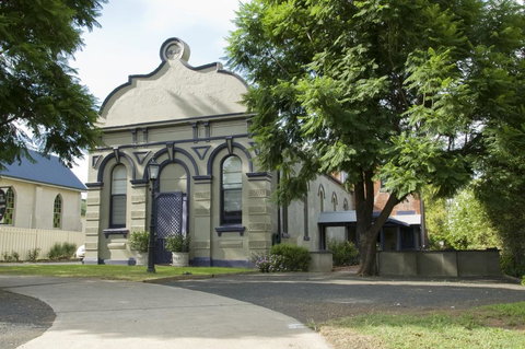 Willowgate Hall Luxury Hosted B&B - Lawyer Find 0