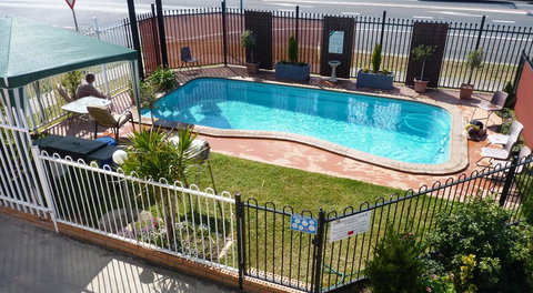 Winchester Motel - Bet 4u 1