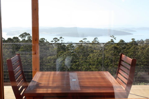 Woodbridge Hill Hideaway - Bridge Guide 2