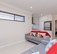 Woodlands - Home with a View - Click Find