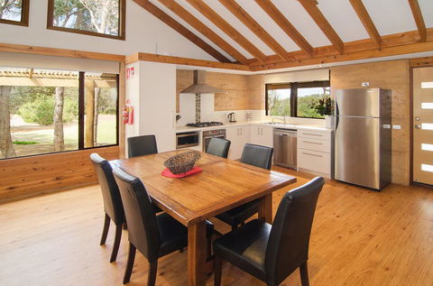 Woodstone Possum Cottage - DBD 2
