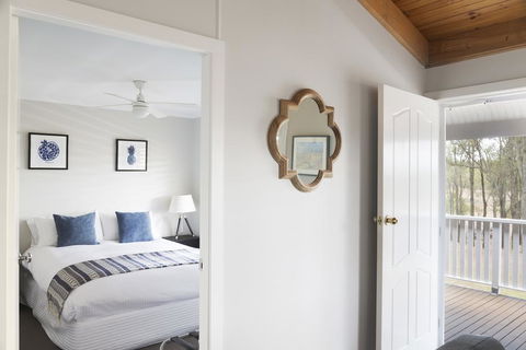 Worthington's Guest Cottage - Click Find 2