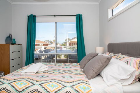 Xanadu - Aldinga Beach - Click Find 2