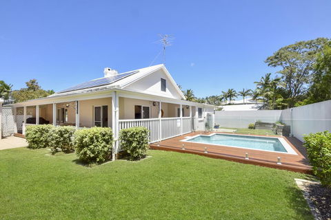 Wyuna Drive - Click Find 1