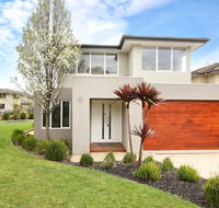 Xus Residence - Click Find