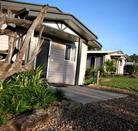 Yabbaloumba Retreat - Click Find