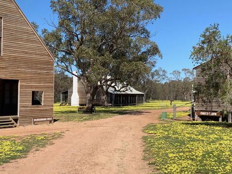 Yarrabandai Creek Homestead - Local Finder 3