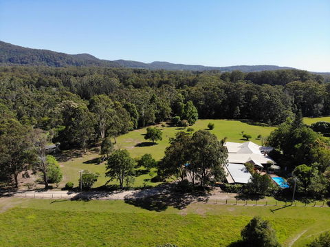 Yarrahapinni Homestead - Click Find 3