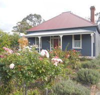 Yarram Cottage Art and Accommodation - Click Find
