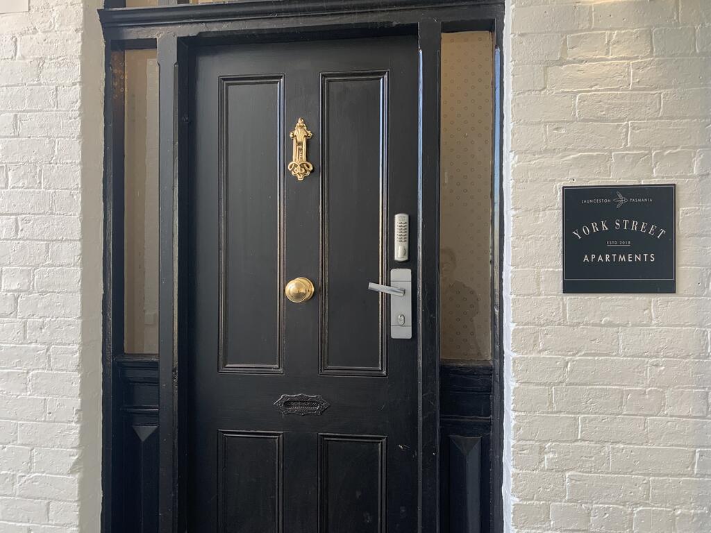 Launceston TAS Lawyer Find