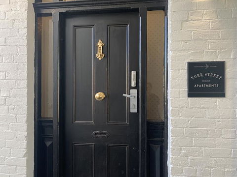 York Street Apartments - Lawyer Find 0