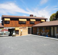 Young Goldrush Motel - Click Find