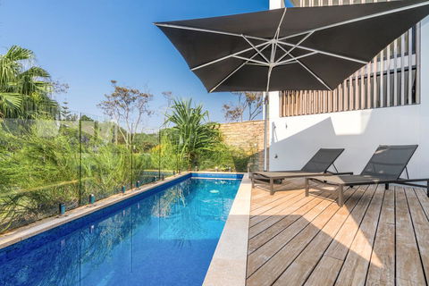 Your Luxury Escape - Ground Luxury - Click Find 0