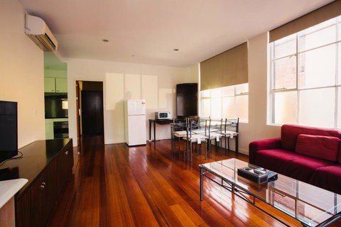 YTI Garden Hotel - Bet 4u 1