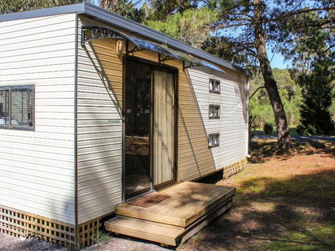 Zeehan Bush Camp - Click Find 0