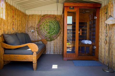 Zen Escape Guest House - Bridge Guide 2