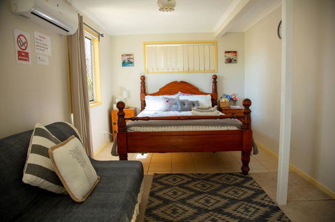 Zen Escape Guest House - Bridge Guide 0
