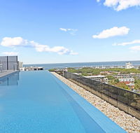 Heart of St Kilda  Infinity PoolParkingWIFI - Click Find