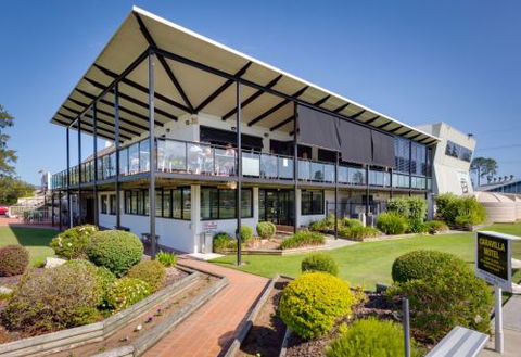 Taree Leagues Sports Club - Click Find 4
