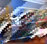 Restaurant 26 - Click Find
