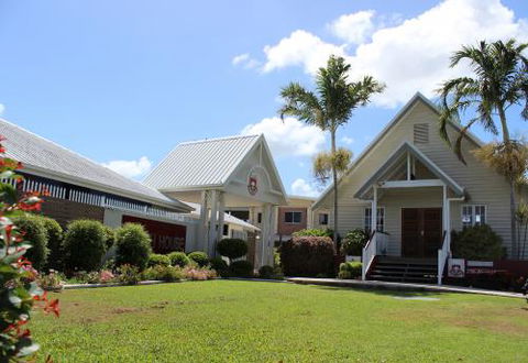 Whitsunday Anglican School - Click Find 1
