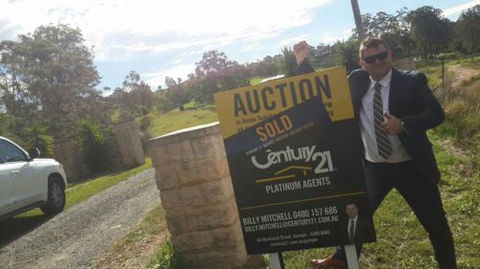 Century 21 Platinum Agents–Billy Mitchell - Click Find 7