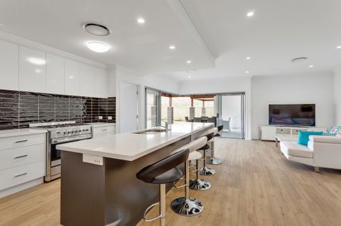 Oakvale Homes Building Group - Click Find 1