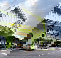 Mount Sheridan Plaza - Click Find