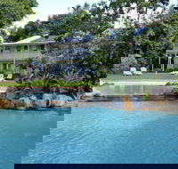 Cairns Gateway Resort - Click Find