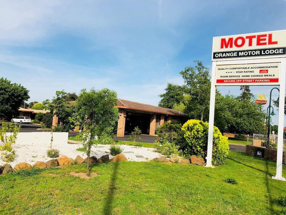 Hotels Orange NSW Click Find