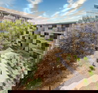 Oaks Sydney North Ryde Suites - Bet 4u